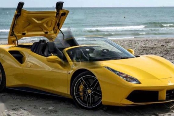 2019 Brandnew Ferrari 488 Spider Giallo Modena Ready Unit Available