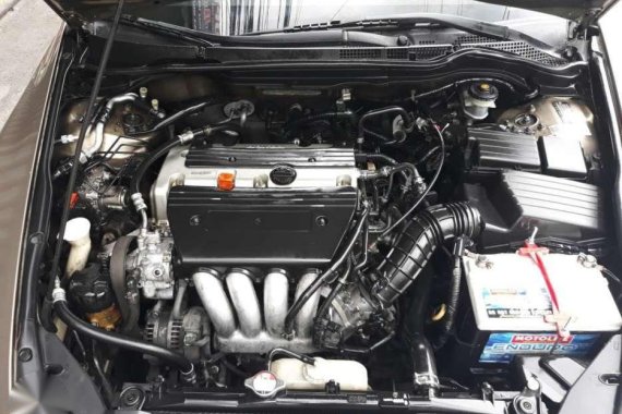 Honda Accord 2004 2.0 engine