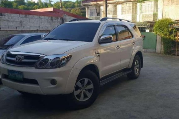 Toyota Fortuner 2005 model Gas Automatic