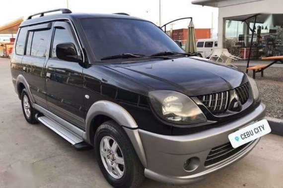 SELLING Mitsubishi Adventure 2009model