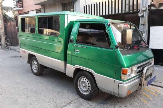 SELLING MITSUBISHI L300 fb body 1997 