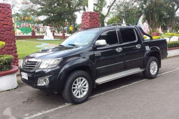 2014 Toyota Hilux Deluxe 4 X4 Crew Cab Pick Up Truck