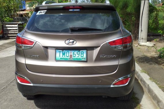 Selling my pre-loved car Hyundai Tucson 2011