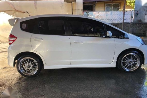 2010 Honda Jazz1.5 top of the line FOR SALE