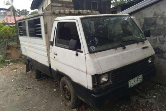 94 MITSUBISHI L300 fb analok 4d56