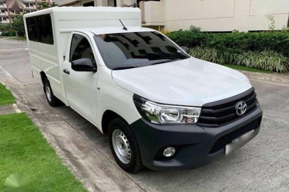 Toyota HILUX FX 4x2 Dual Aircon Diesel MT 2017