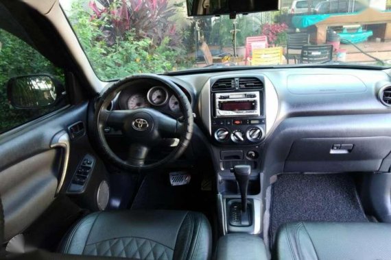 Selling my Toyota Rav4 2003 mdl...