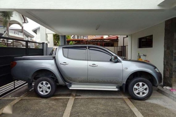 Mitsubishi Strada 2014 FOR SALE