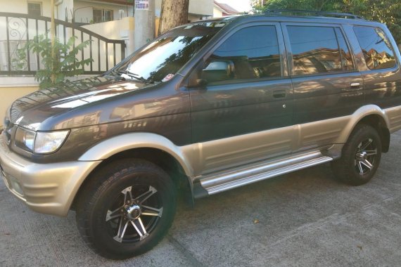 SELLING ISUZU Crosswind 2003