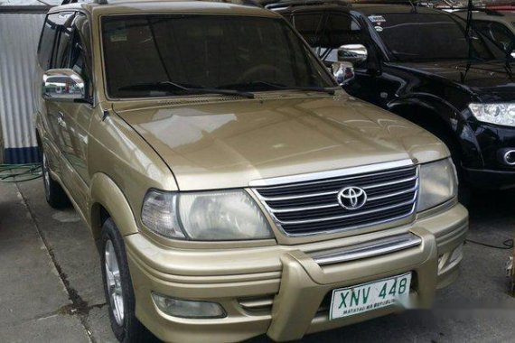 Toyota Revo 2004