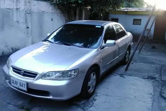 Honda Accord 2000 model automatic 2.0