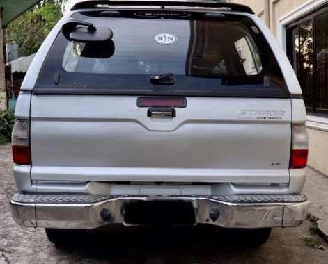 Mitsubishi Strada 2004 for sale