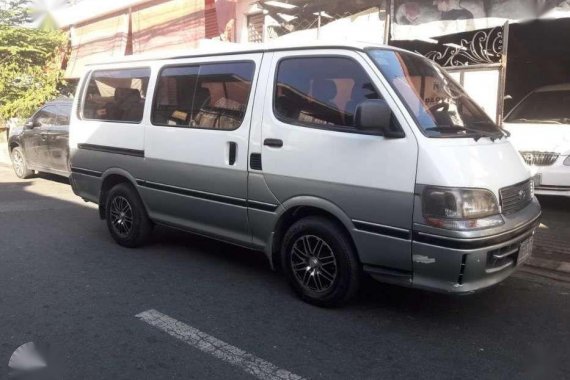 1998 Toyota Hiace GL Grandia Van  Manual transmission