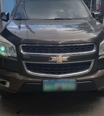 SELLING CHEVROLET Colorado 4x4 2013 model