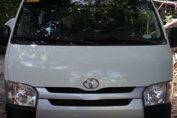 2016 Toyota HIACE Commuter MT FOR SALE