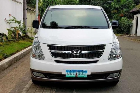 2013 Hyundai Starex Gold VGT AT FOR SALE