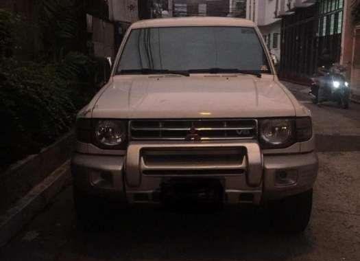 Mitsubishi Pajero Fieldmaster local 98 model 3.0 gas 4x4 AT. 280k only