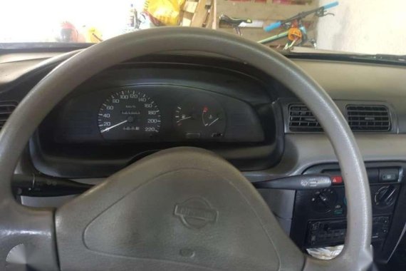 Nissan Sentra b14 ex saloon FOR SALE