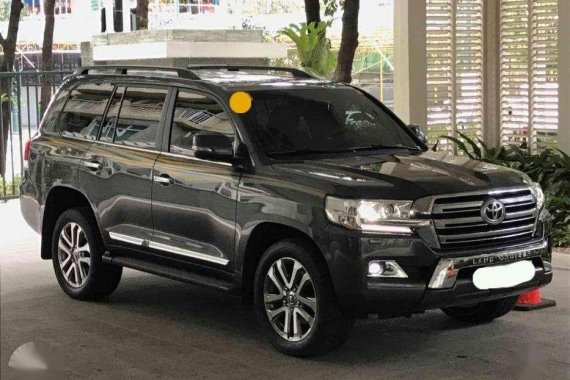 2019 Toyota Land Cruiser 200 VX Premium Diesel