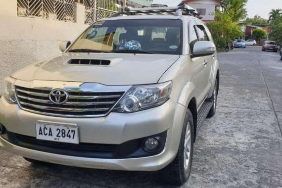 Toyota Fortuner g diesel AT.2014 FOR SALE