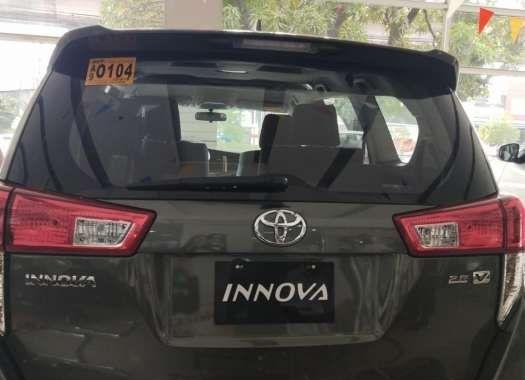 TOYOTA INNOVA 2.8 V DSL A/T 2019
