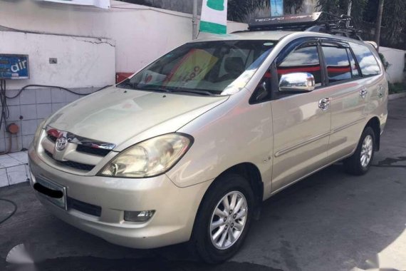 Toyota Innova G 2.5 Turbo Diesel Engine Automatic 2008 Model