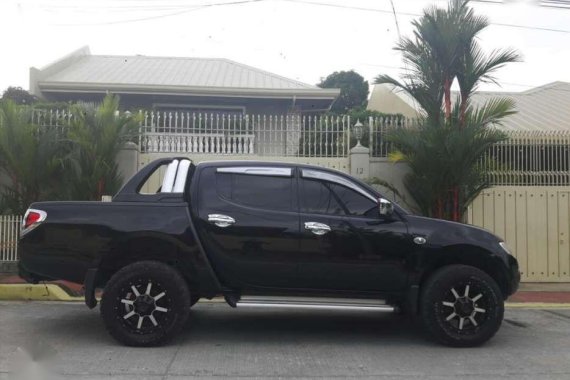 For sale 2011 MITSUBISHI Strada glx 4x2