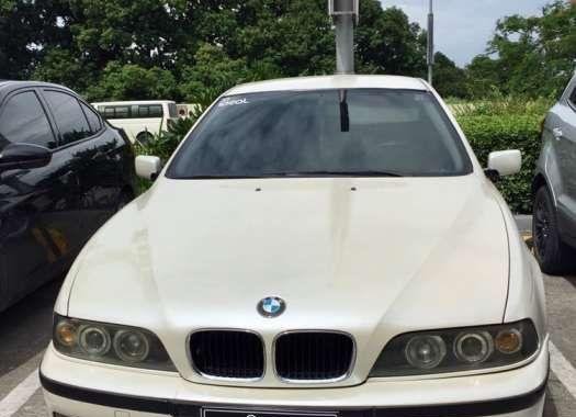 BMW E39 523i 1999 (Pearl White) for sale