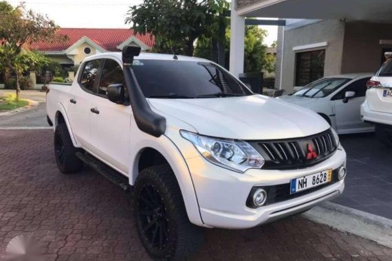 FOR SALE : 2016 Mitsubishi strada GLSV 4x4