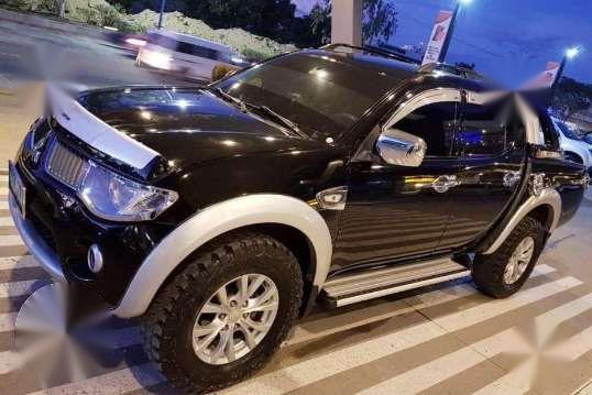 Mitsubishi Strada 2009 FOR SALE