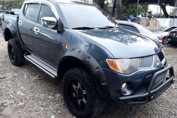 Mitsubishi Strada Manual Diesel 2008 FOR SALE