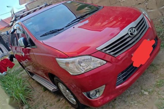 2013: Toyota Innova E 2013 for sale