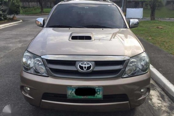 2005 Toyota fortuner 3.0 engine V series Top of the line