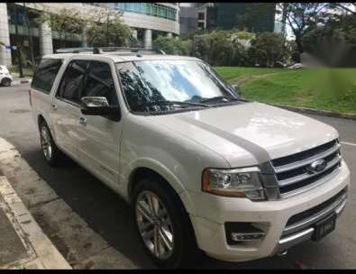 Selling Ford Expedition platinum 2016