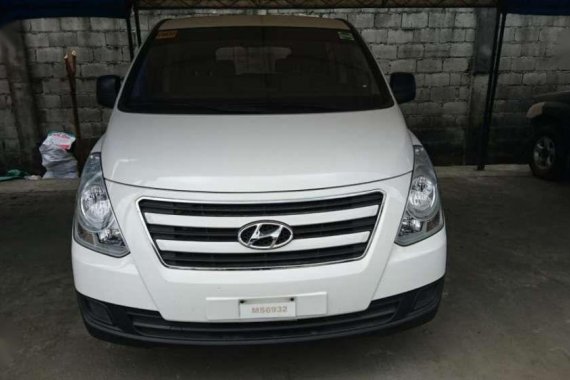 2017 Hyundai Starex 2.5 GL for sale