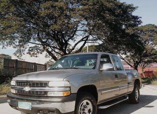 2003 Chevrolet Silverado V8 pick up truck 4x4 fresh rare model