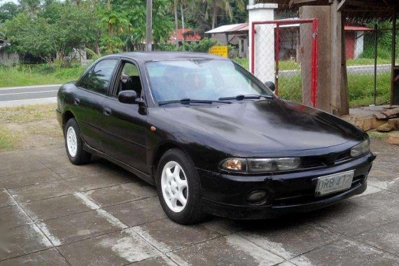 FOR SALE: Mitsubishi Galant (90k only)