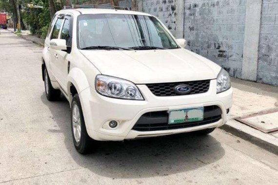 2014 FORD ESCAPE . automatic . all power 