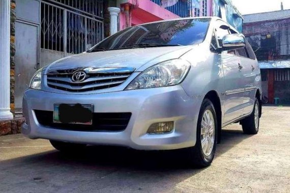 Toyota Innova 2012 model G diesel automatic for sale