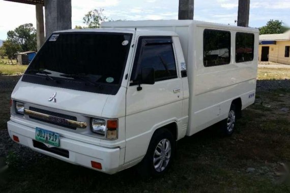 2012 Mitsubishi L300 FB Exceed single aircon 460k last price