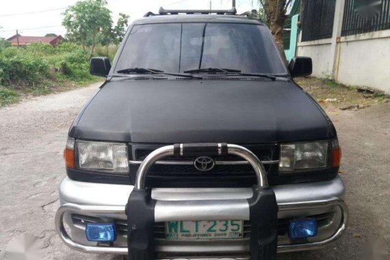 Toyota Revo SR 2000 Gas for sale