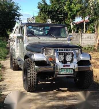 2015 Jeep Wrangler 4x4 Diesel Pick Up Style