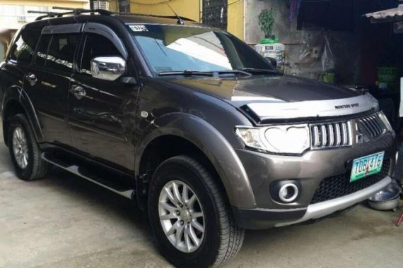 700k last price 2012 Mitsubishi Montero glsv gls v 4x2 AT with paddle shift