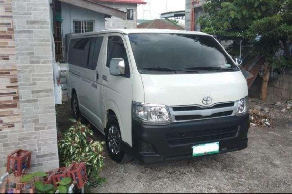 RUSH SALE Toyota Hiace Commuter D4D 2.5 2014 Casa Maintained