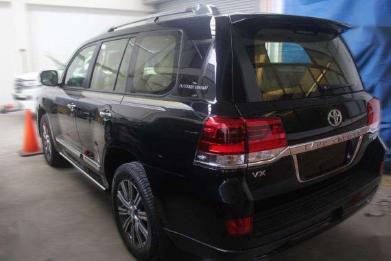 2019 Toyota Land Cruiser DUBAI VX Platinum Brand New