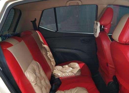 Hyundai i10 AT 2012 model for sale