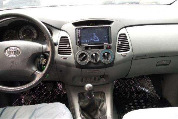 Toyota Innova E Diesel Manual 2010 for sale