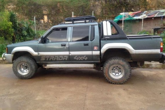 Mitsubishi Strada 1995 model Lifted FOR SALE