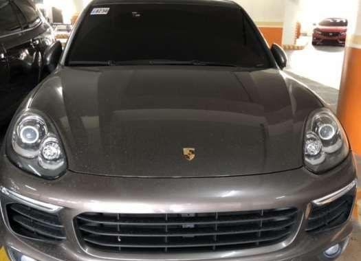 2016 Porsche Cayenne AT V6 Gas FOR SALE