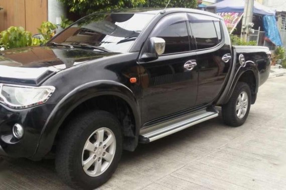 Mitsubishi Strada 2009 for sale